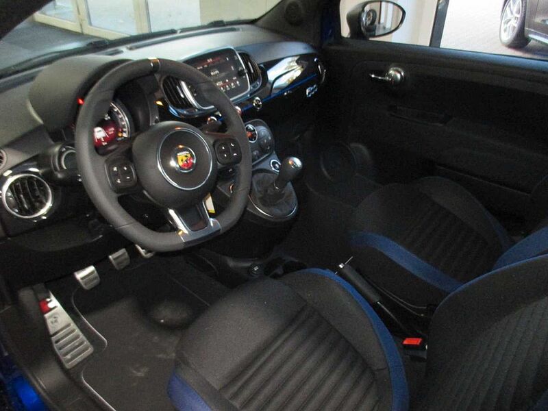 Abarth 595 Monster Energy Yamaha 121kW (165PS)