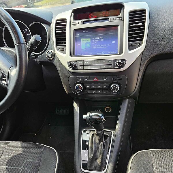 Kia Venga Spirit Automatic, Navi, glassdach, kamera