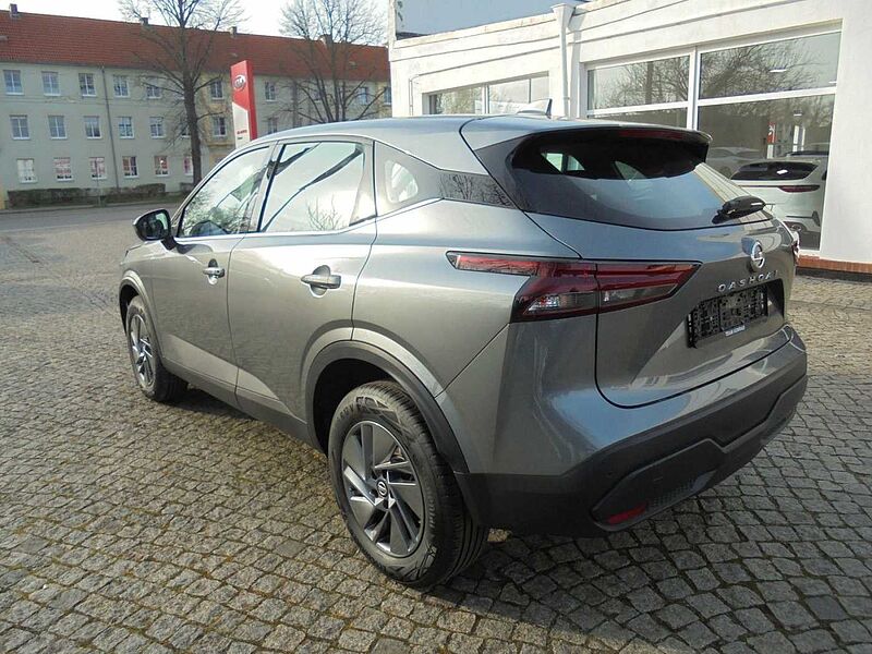 Nissan Qashqai 1.3 DIG-T MHEV 140PS Acenta