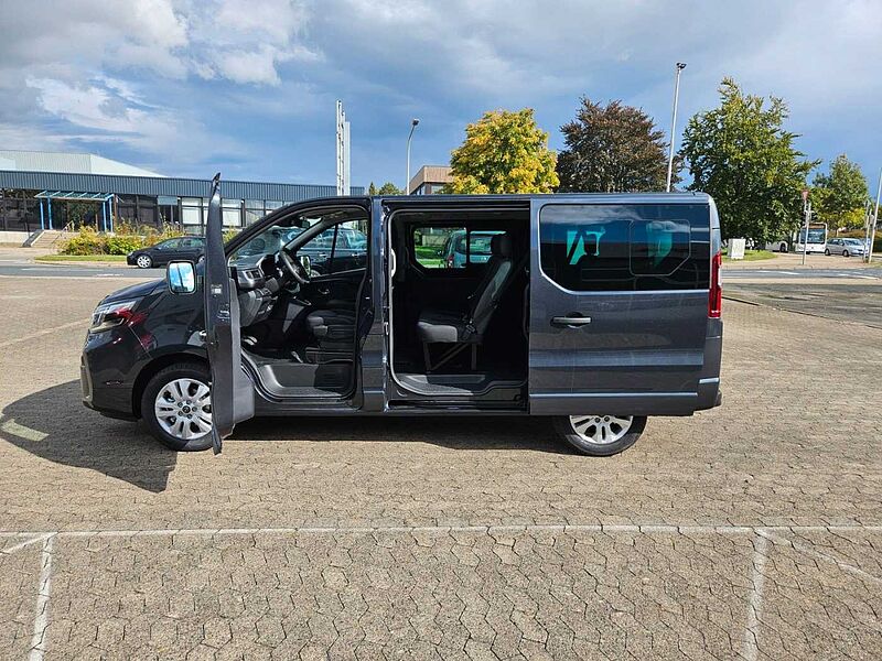 Nissan Primastar Kombi  2,8t Tekna 8 Sitze