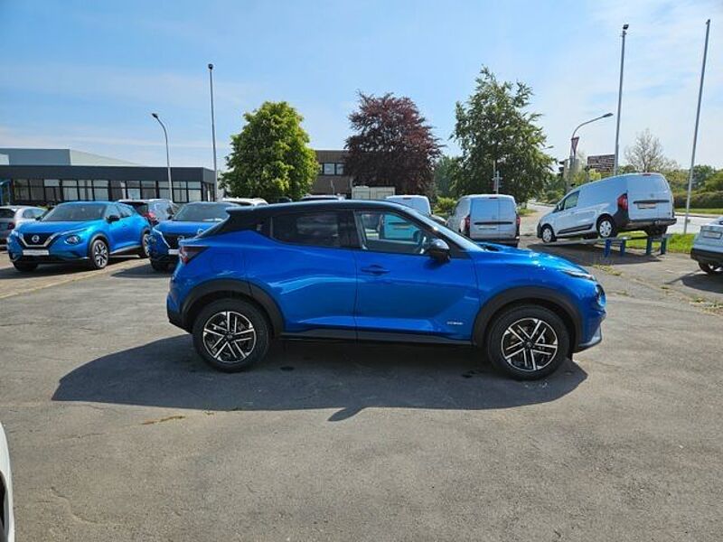 Nissan Juke 1.6 N-Connecta Hybrid 4AMT Neues Modell