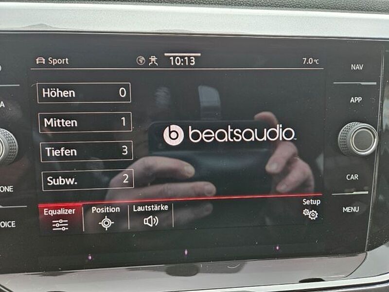 Volkswagen Polo 2.0 - Top Ausstattung Navi digitales Cockpi