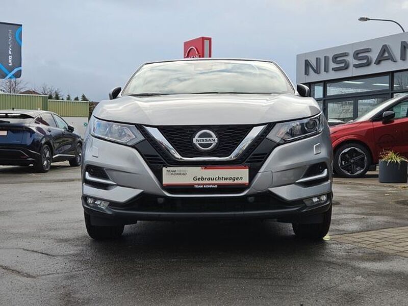 Nissan Qashqai 1.3 DIG-T N-Connecta, Sitzhzg& Navi