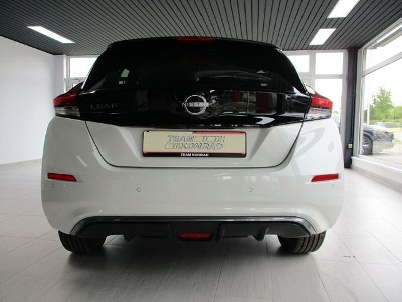 Nissan Leaf N-Connecta LED- und Winterpaket